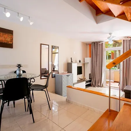 アパート Costa Adeje Cortijo 4-6 *