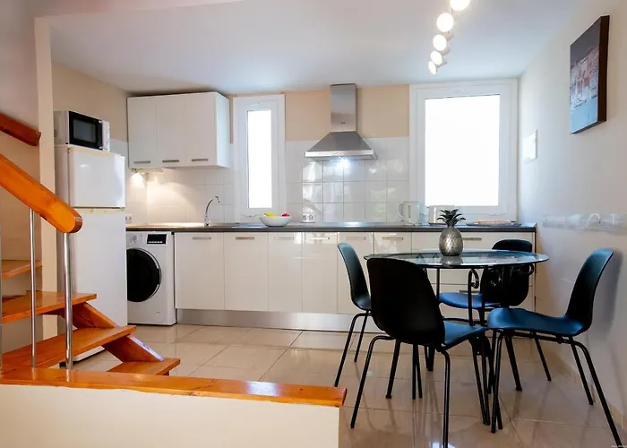 Costa Adeje Cortijo 4-6 * Playa de las Américas