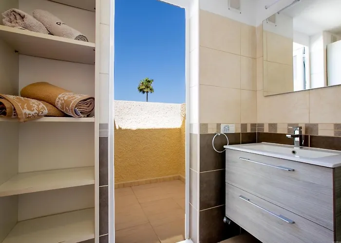 Costa Adeje Cortijo 4-6 بلايا ذي لاس أميريكاس